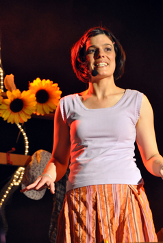 Megan Stefanutti la vincidore dal Festival de Cjançon furlane 2010 (foto di proprietât)